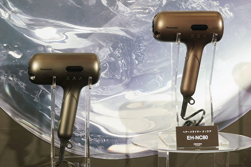 パナソニック、ヘアドライヤー「ナノケア」に新モデル“ULTIMATE