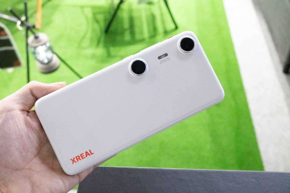 【東京ゲームショウ】XREAL、スマホ型AR端末「Beam Pro」5G版を初披露